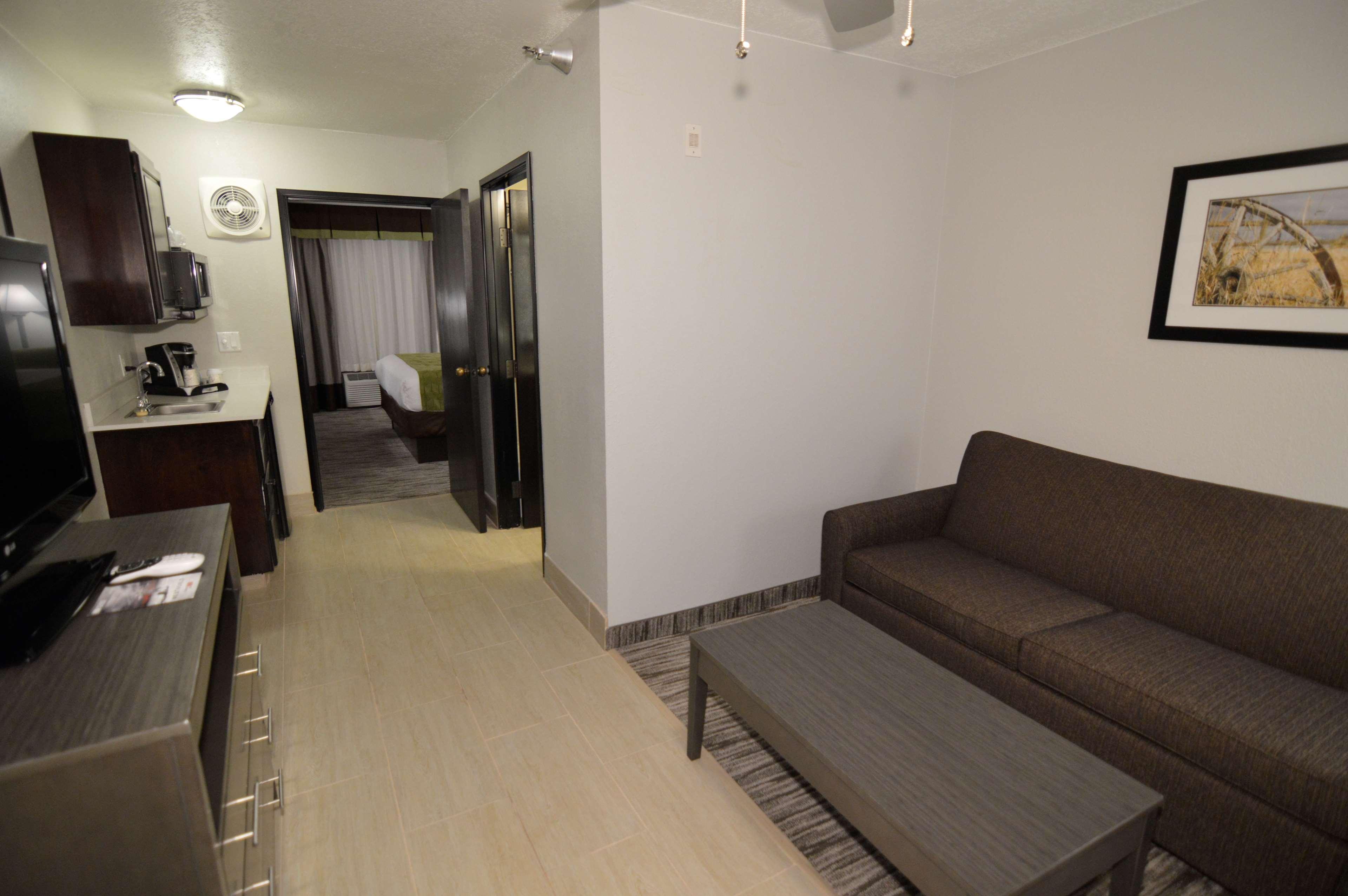 Best Western Plus Liberal Hotel & Suites Exterior foto