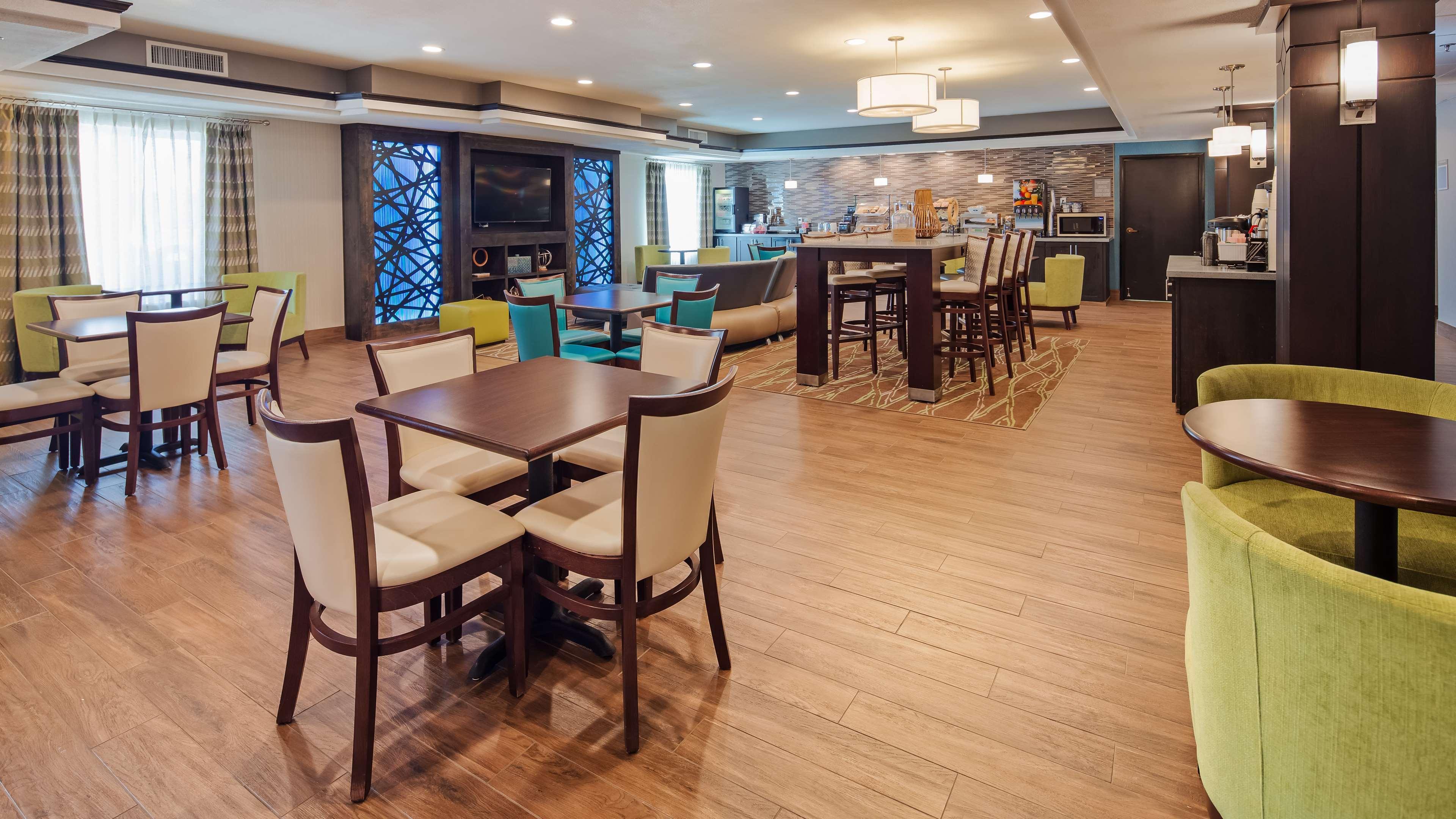 Best Western Plus Liberal Hotel & Suites Exterior foto